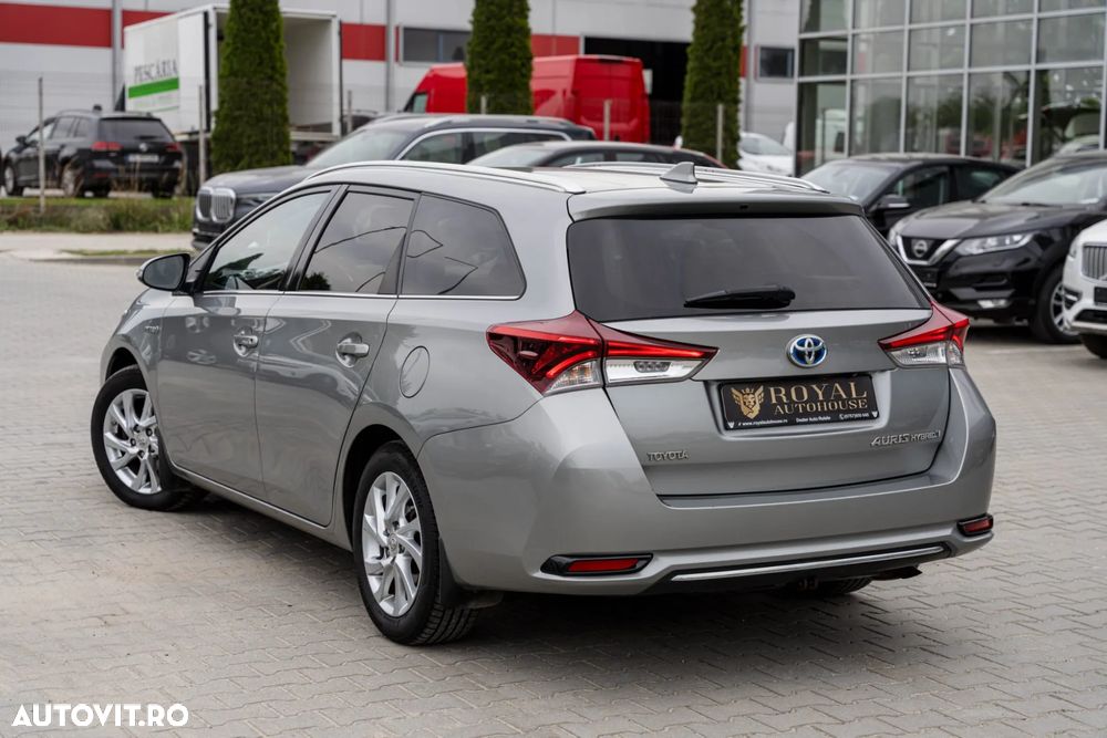 Toyota Auris 1.8 VVT-i Hybrid Automatik Touring Sports Edition - 3