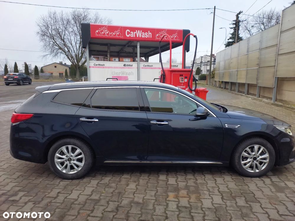 Kia Optima Sportagon 1.6 CRDI Spirit - 2