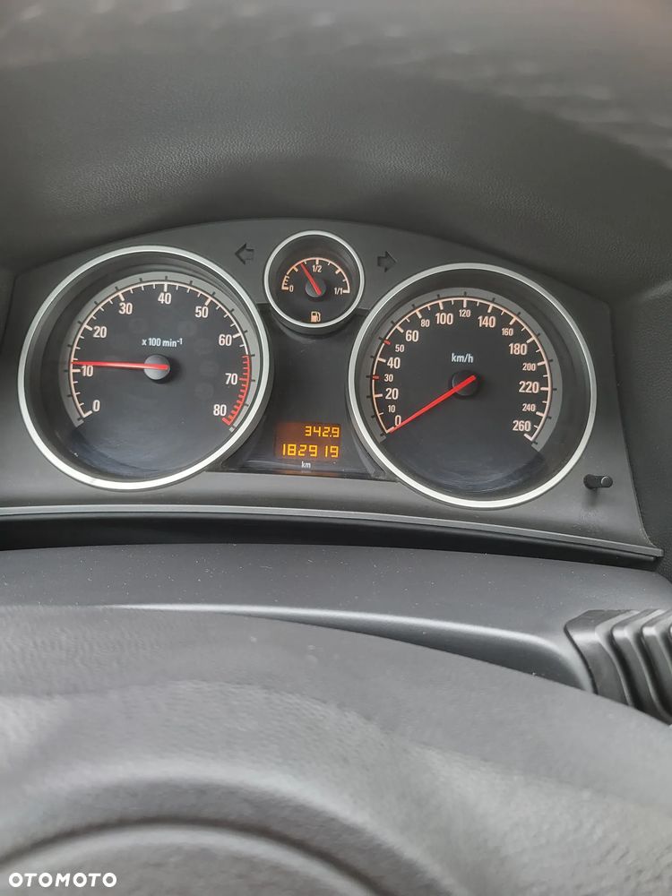 Opel Astra 1.6 T Enjoy - 20