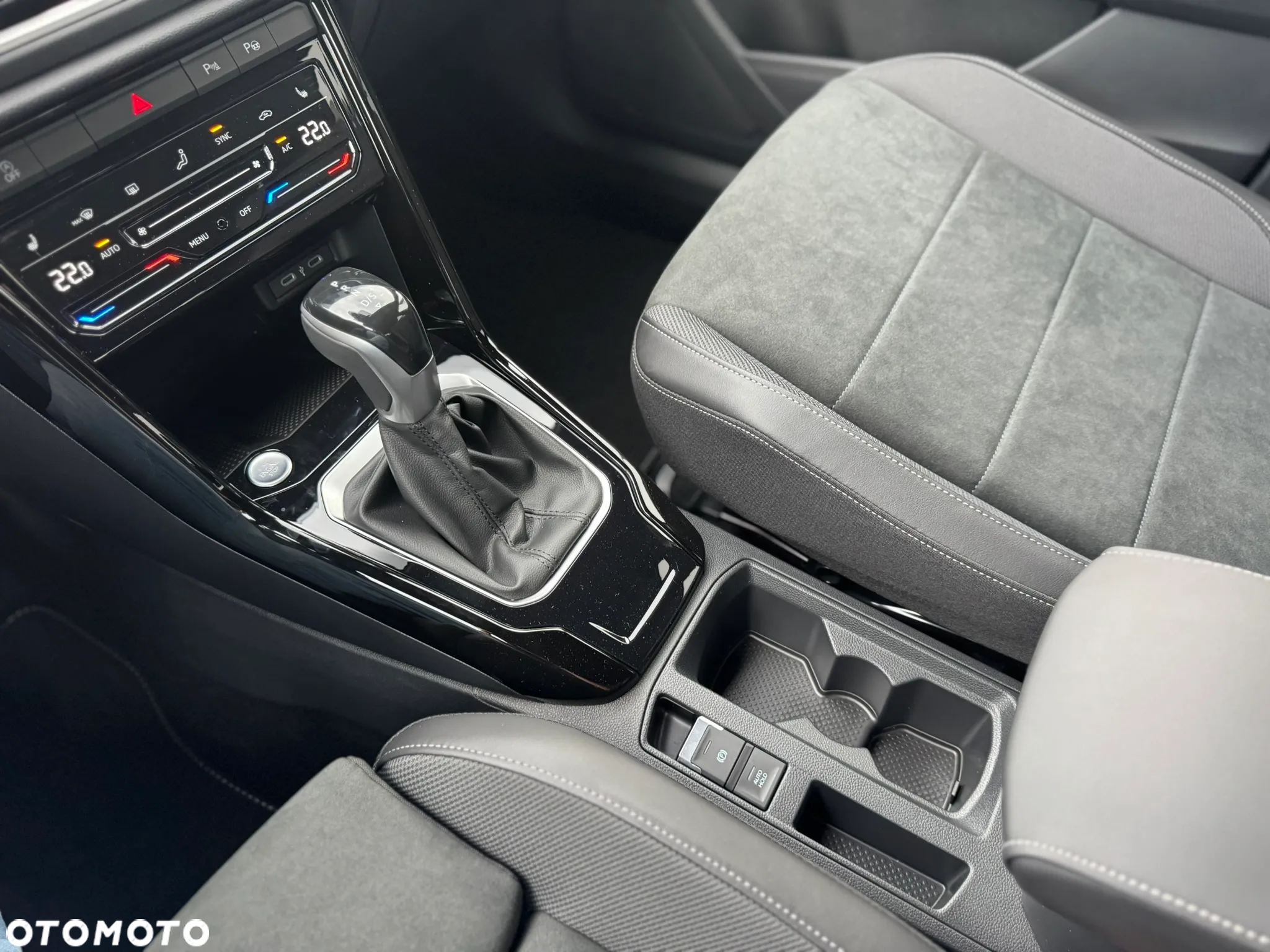 Volkswagen T-Roc 1.5 TSI R-Line Plus DSG - 19