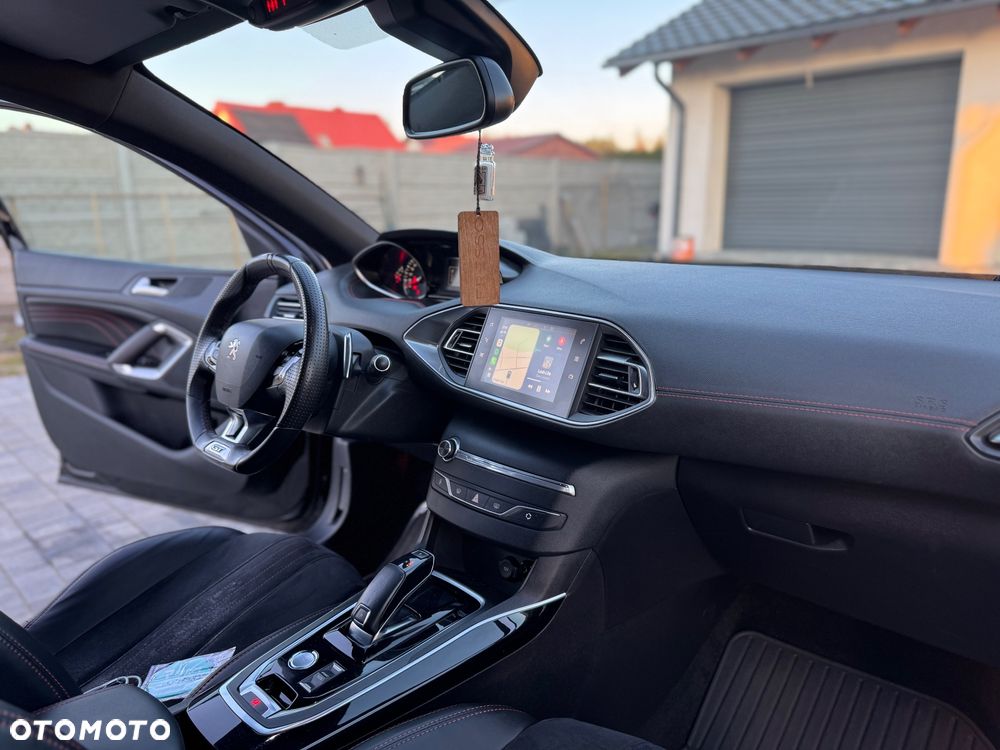 Peugeot 308 PureTech 225 EAT8 Stop & Start GT - 27