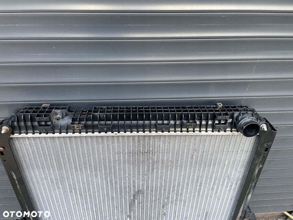 MERCEDES ACTROS MP4 CHŁODNICA WODY ORYGINAŁ JAK NOWA 22R A9605003601 - 8