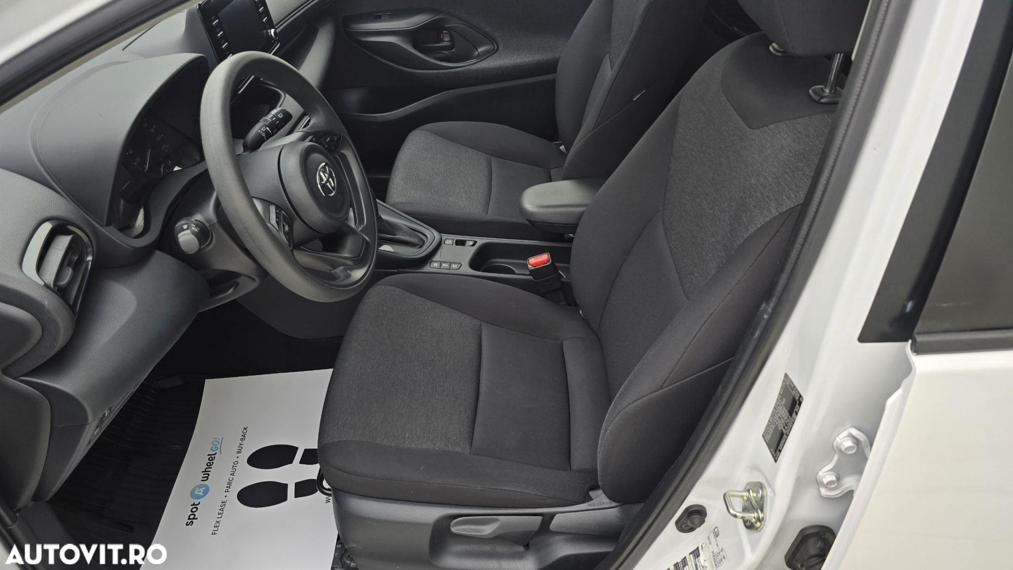 Toyota Yaris 1.5 VVT-i HSD Eco - 12