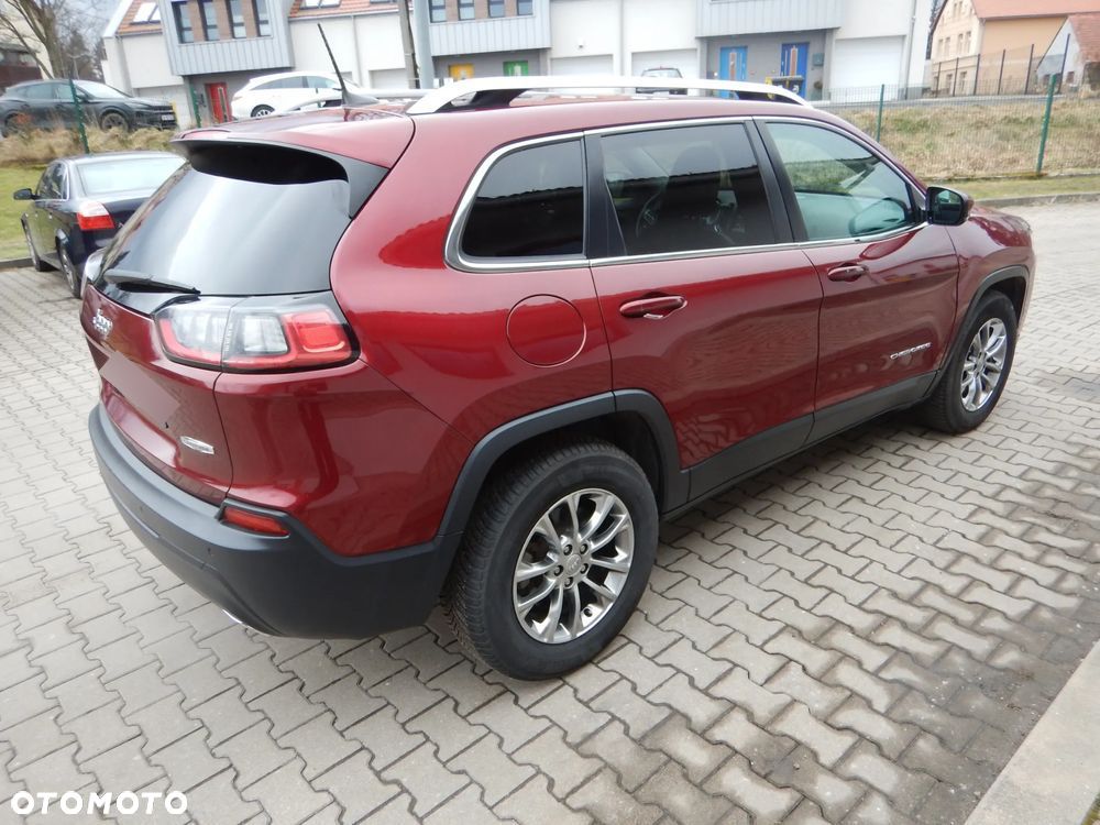 Jeep Cherokee - 5