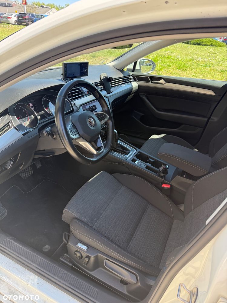 Volkswagen Passat 2.0 TSI Business DSG - 13
