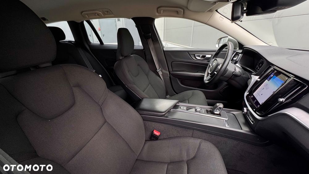 Volvo V60 B3 B Geartronic Momentum - 33