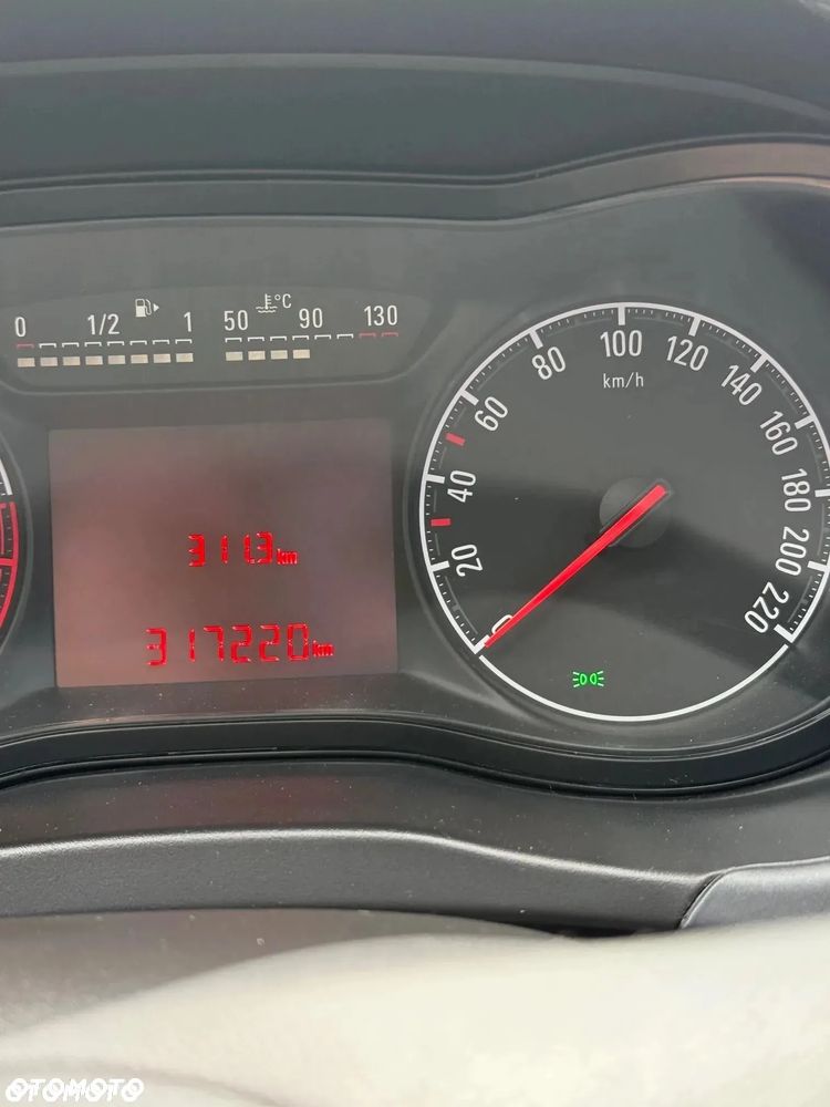 Opel Corsa 1.4 drive - 14