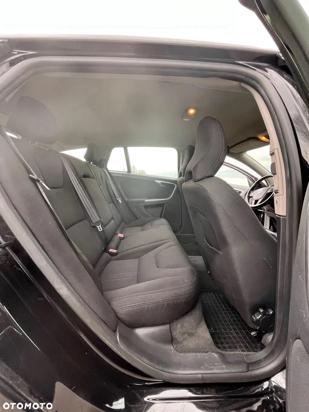 Volvo V60 D3 Geartronic Momentum - 18