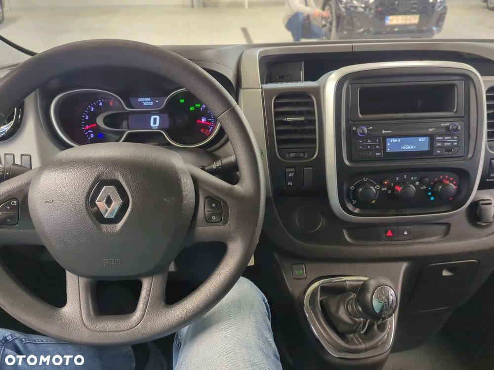 Renault Trafic L2H1 6cio osobowy Brygadowy DOKA Homologacja cięż. N1 FVAT23 Duża Ładowność 972kg - 15