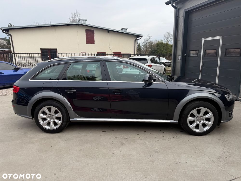 Audi A4 Allroad - 16