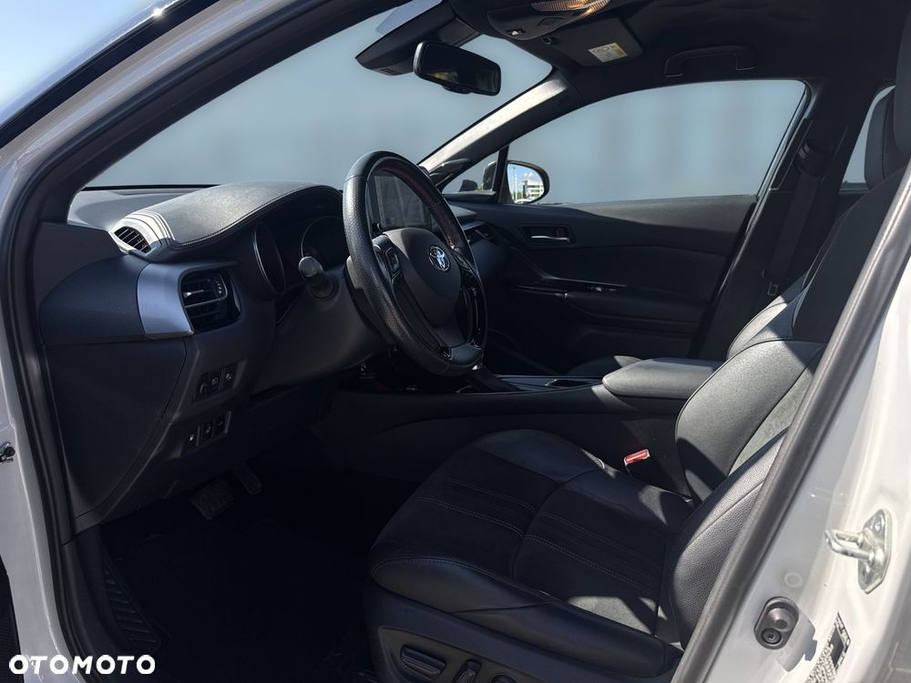 Toyota C-HR 2.0 Hybrid GR Sport - 11