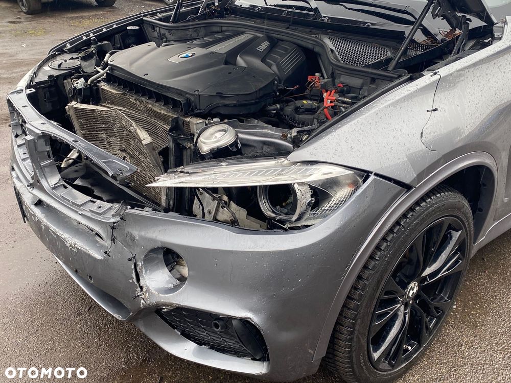 BMW X5 xDrive50i Sport-Aut - 5