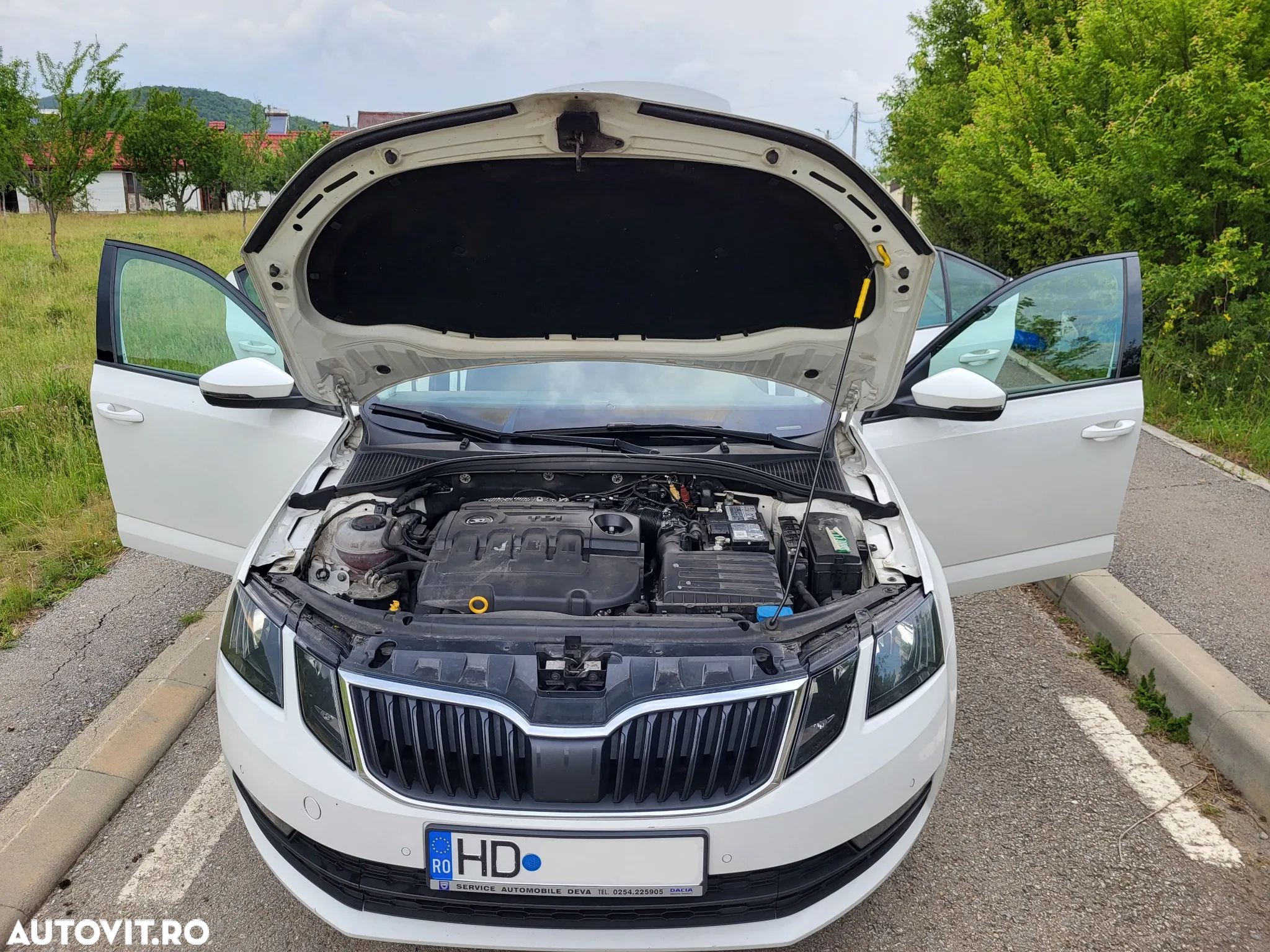 Skoda Octavia 1.6 TDI Ambition - 14