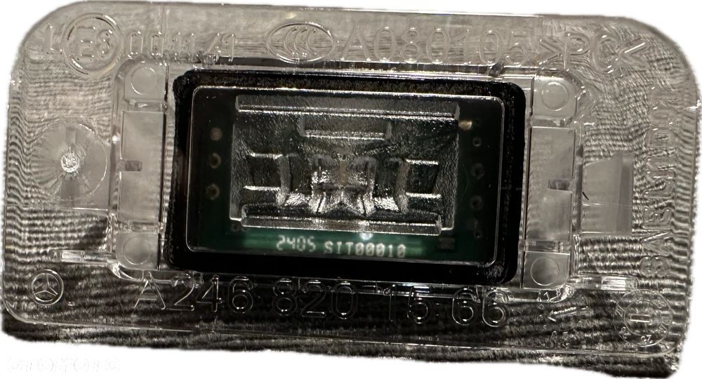 LAMPKA OSWIETLENIE TABLICY REJESTRACYJNEJ MERCEDES B W242 W246 ORYGINAL NOWE 2468201566 - 1