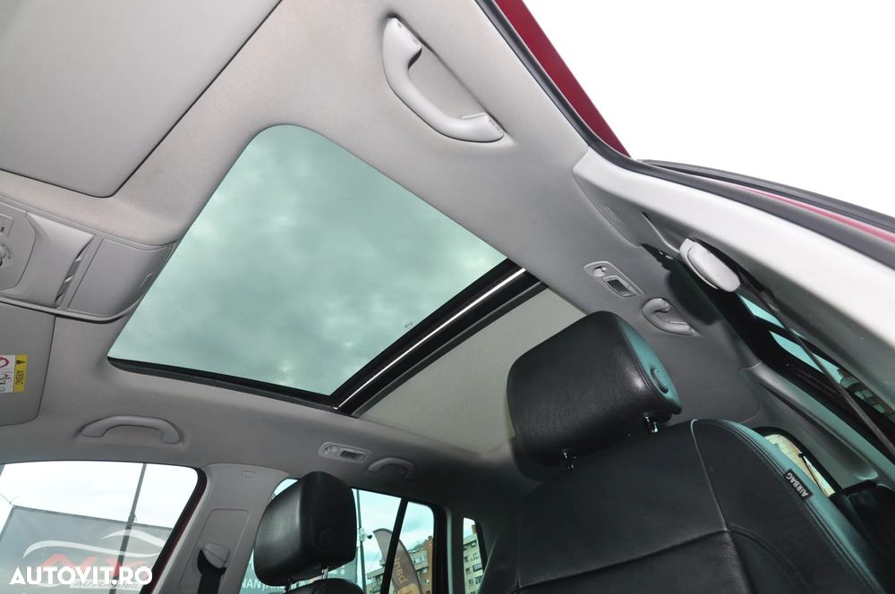 Volkswagen Tiguan 2.0 TDI 4Motion DSG BMT Sport & Style - 17