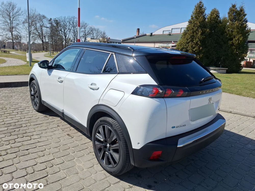 Peugeot 2008 e-2008 GT - 15