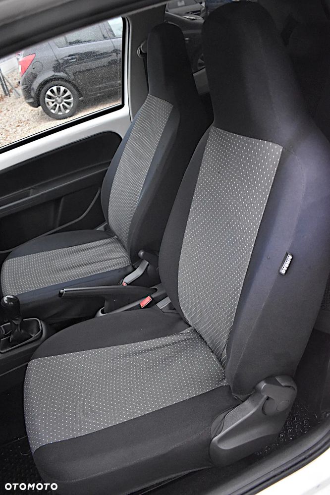 Volkswagen up! take - 6