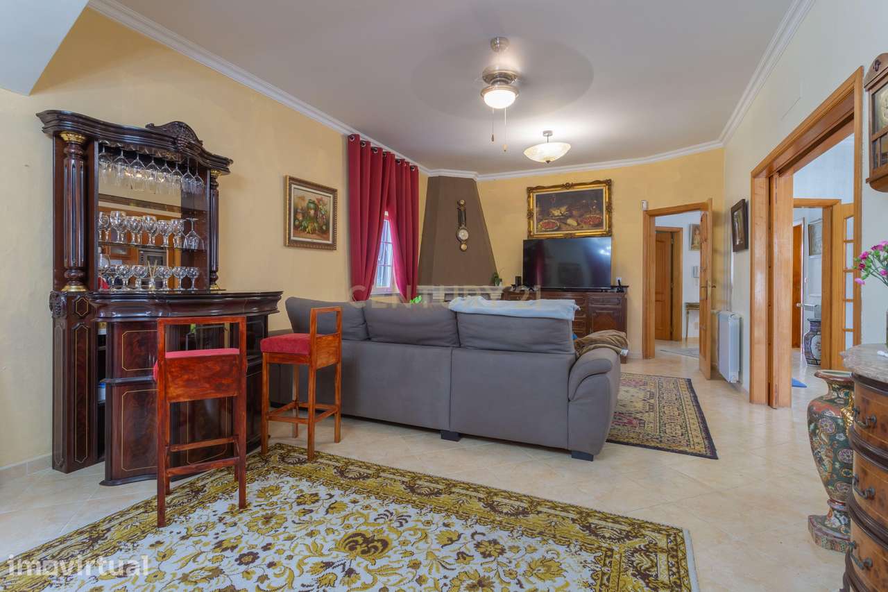 Moradia Isolada T4 na Quinta do Anjo – Conforto, Espaço e Eficiência E - Grande imagem: 5/47