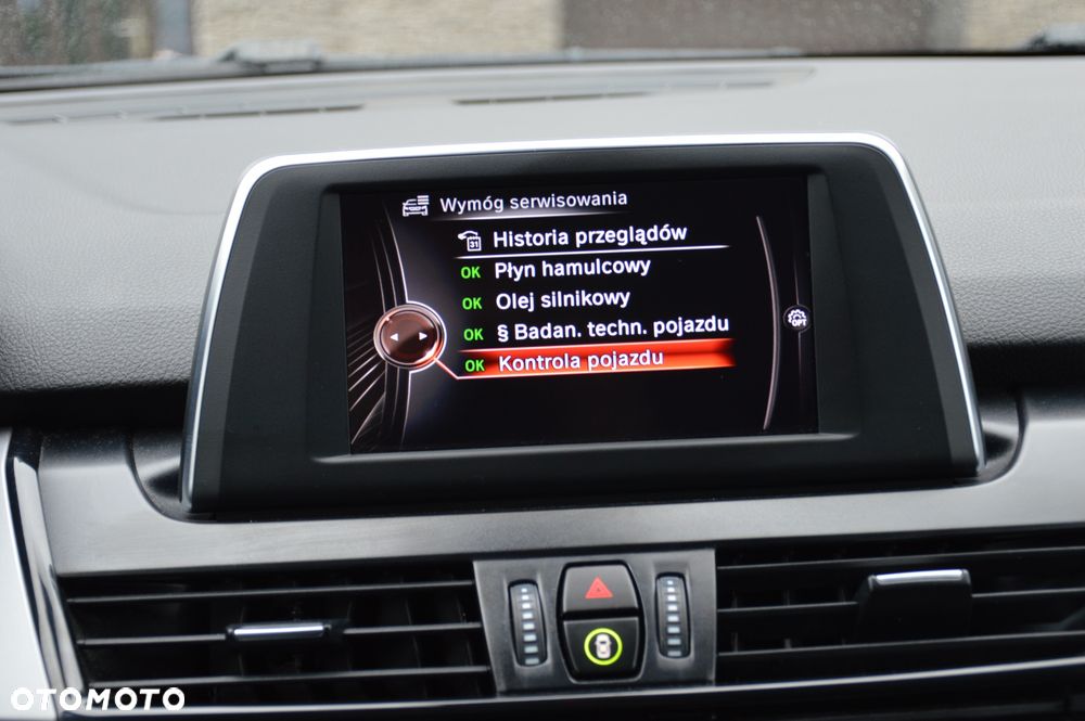 BMW Seria 2 216d Advantage - 31