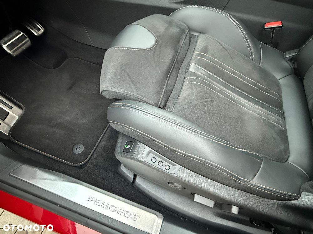 Peugeot 3008 PureTech 130 Stop & Start GPF EAT8 GT - 19