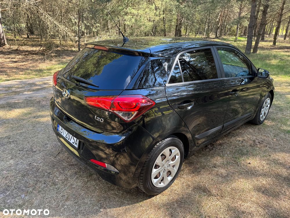 Hyundai i20 1.1 CRDi - 11
