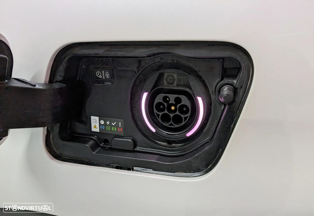 Peugeot 3008 1.6 Hybrid Allure Pack e-EAT8 - 6