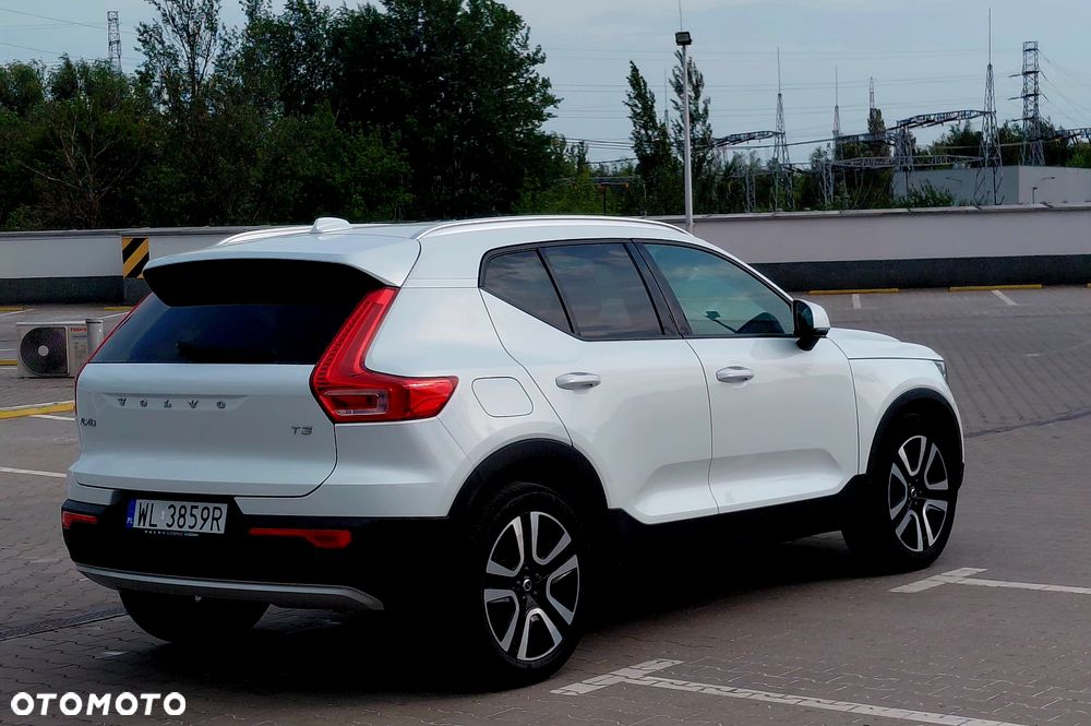 Volvo XC 40 T3 Momentum - 18
