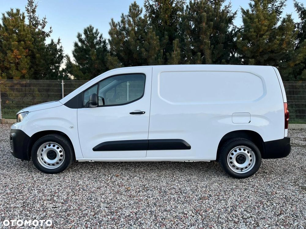 Peugeot Partner LONG L2H1 1.6HDI 100KM, 3 Osobowy, Klima, Tempomat, Salon Polska, Pierwszy Właściciel, BEZWYPADKOWY, FV 23%, Bardzo Zadbany ! - 9