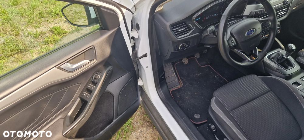 Ford Focus 1.5 EcoBlue Connected - 8