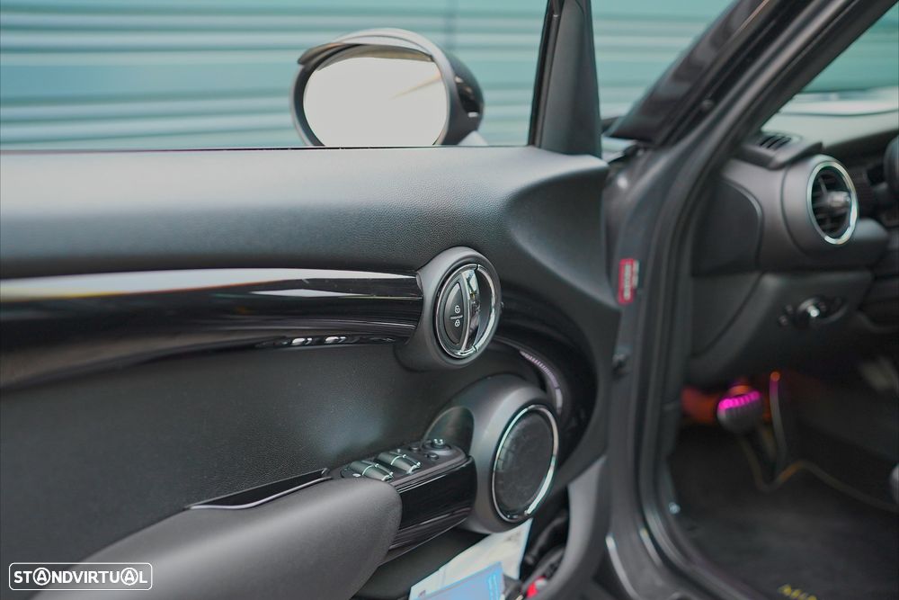 MINI 5 Portas Cooper S Aut. - 22