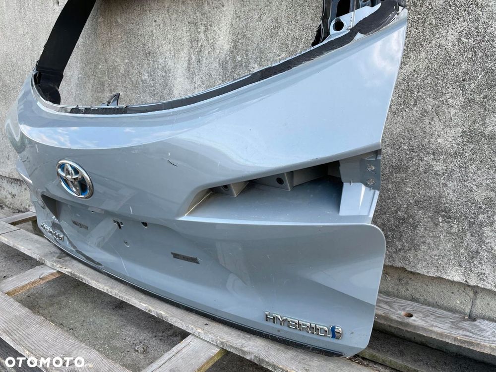klapa bagaznika tyl tylna toyota corolla e21 kombi - 3