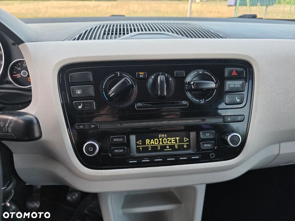 Volkswagen up! cup - 19