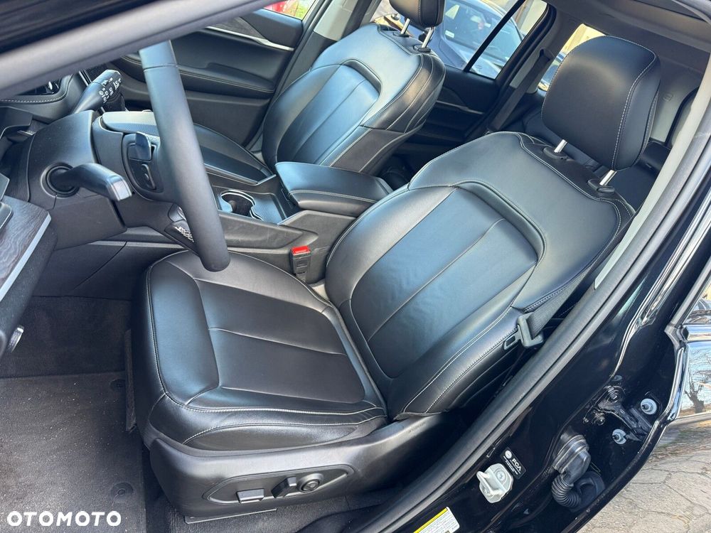 Jeep Grand Cherokee - 27