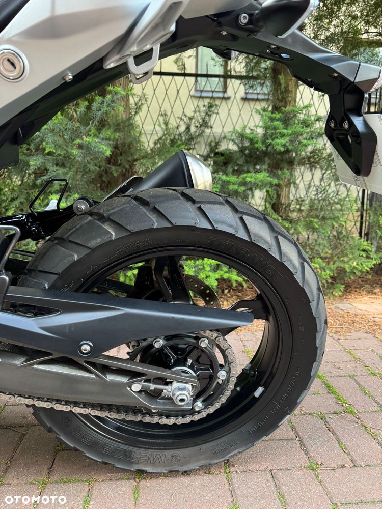BMW G - 15
