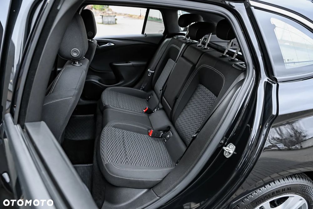 Opel Astra 1.4 Turbo Start/Stop Innovation - 20