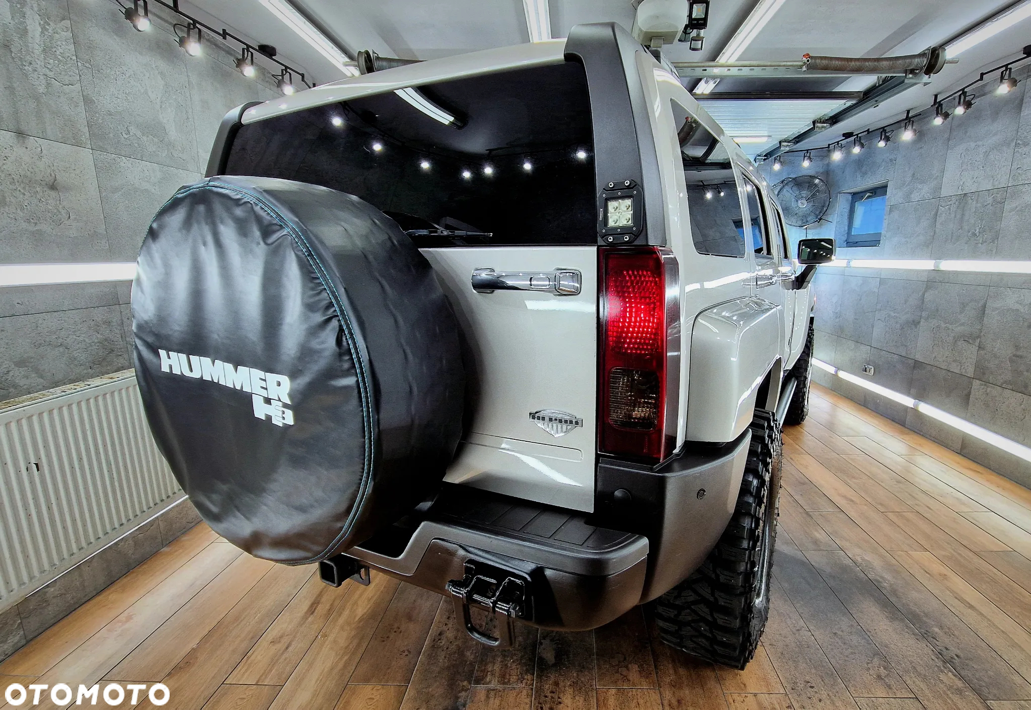 Hummer H3 Alpha - 9