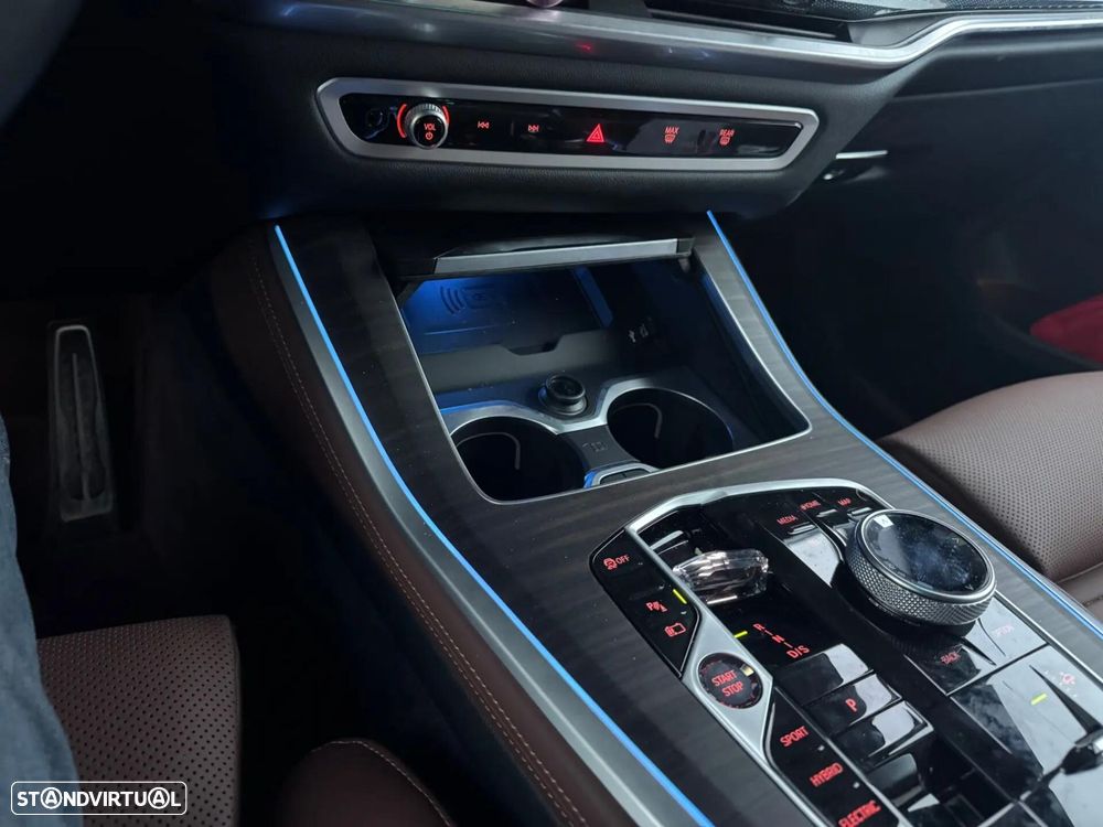 BMW X5 50 e xDrive Pack M Desportivo Pro - 41
