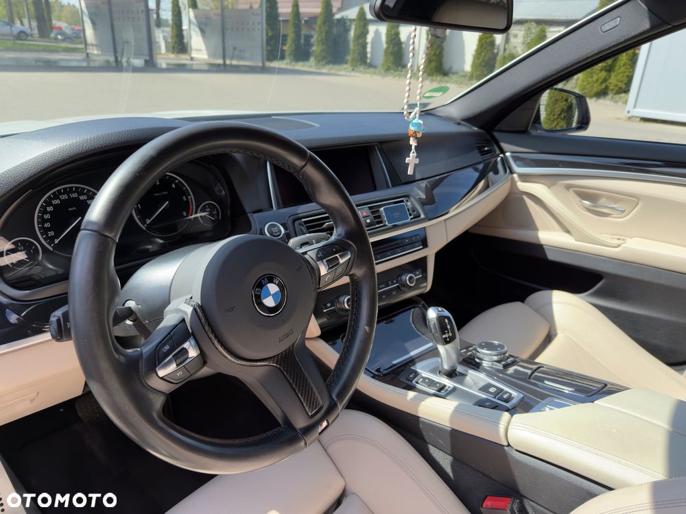 BMW Seria 5 518d M Sport - 6