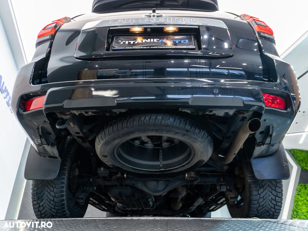 Toyota Land Cruiser 2.8 D-4D Automatik - 12