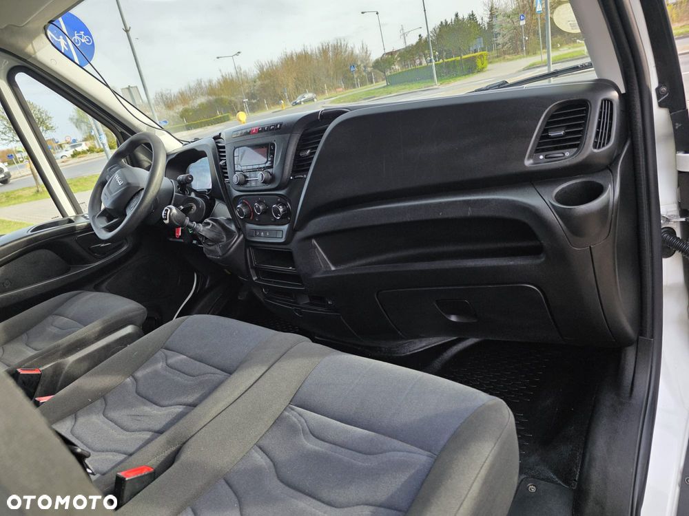 Iveco Daily 35c14 Kontener(8palet)+Winda - 10