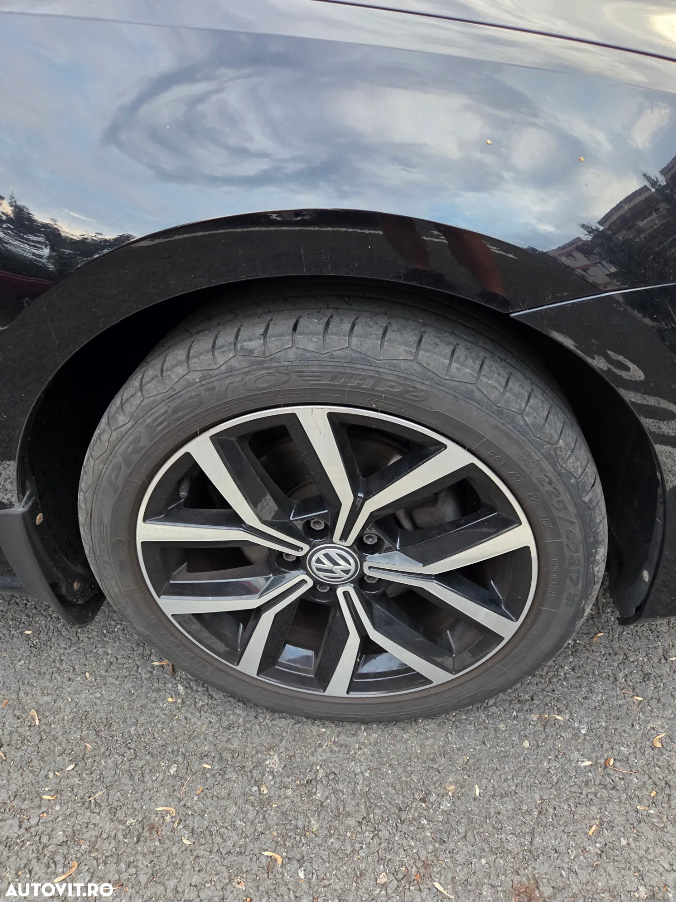 Volkswagen Golf 1.6 TDI BMT Comfortline - 9