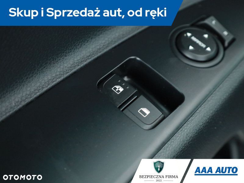 Kia Rio - 15