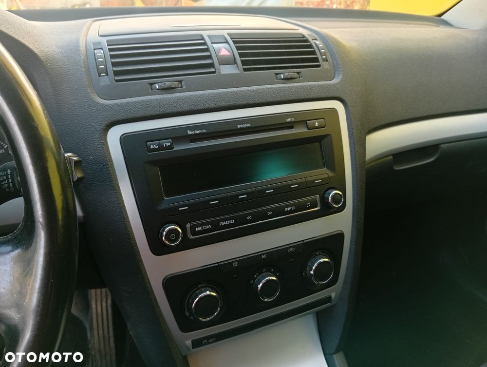 Skoda Octavia 1.4 TSI Ambition - 9