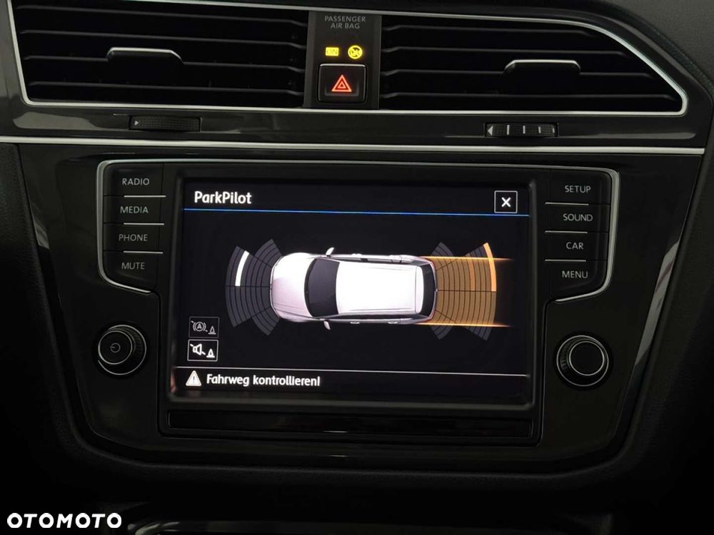 Volkswagen Tiguan - 29