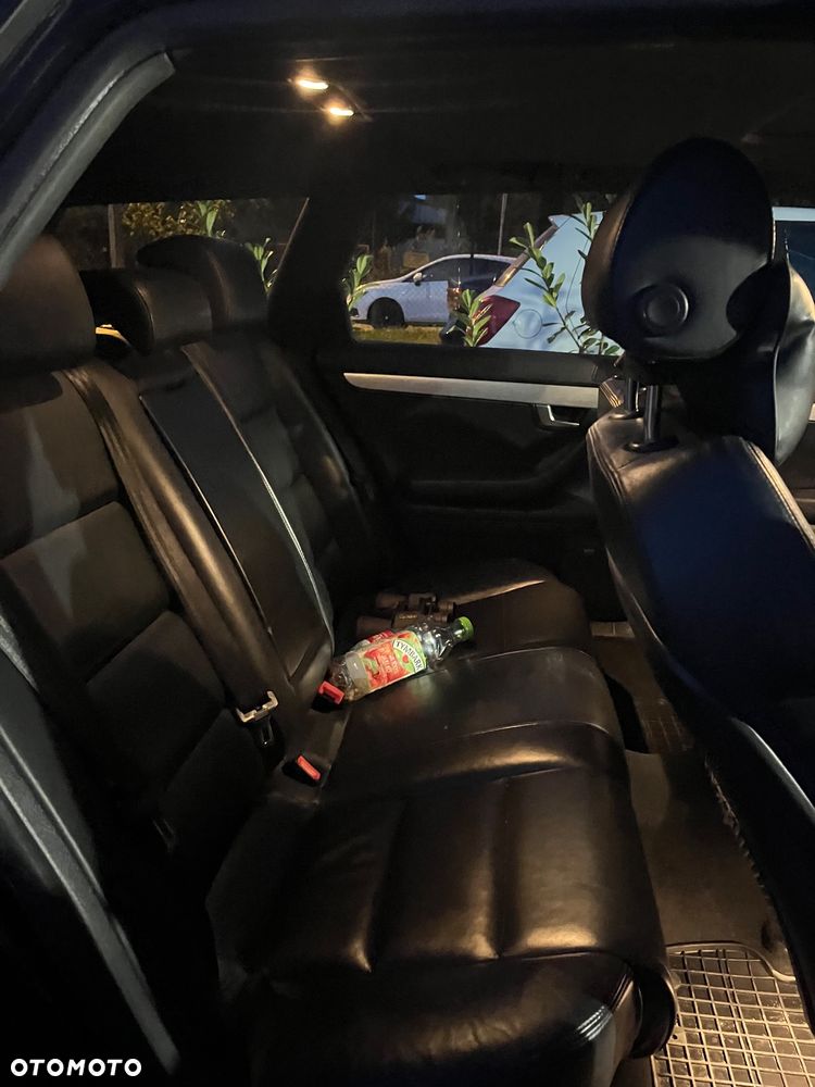 Audi A4 Avant 2.0 TDI - 12