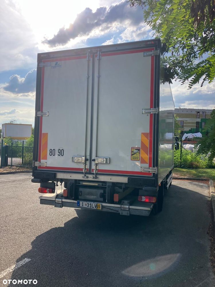 Renault GAMA D 12.210  chłodnia  izoterma 15 palet poduszka - 4