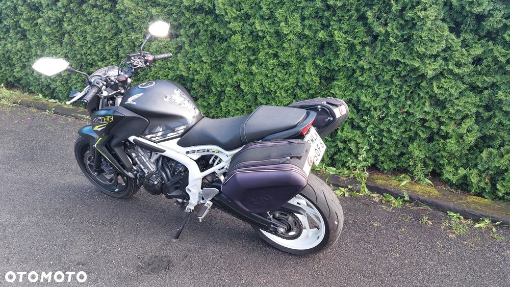 Honda CB - 17