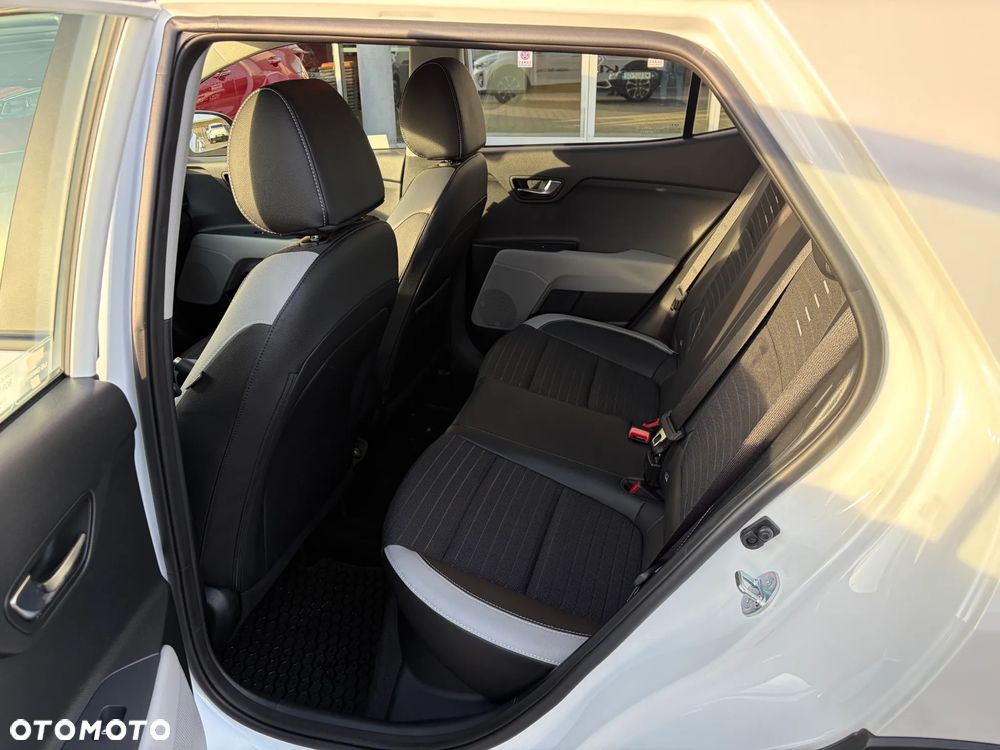 Kia Stonic 1.0 T-GDI L - 8