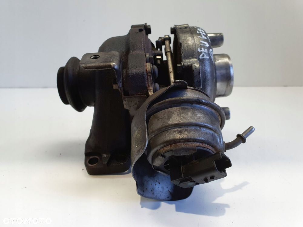 TURBOSPRĘŻARKA Peugeot 3008 1.6 HDI _ 9686120680-06 - 3