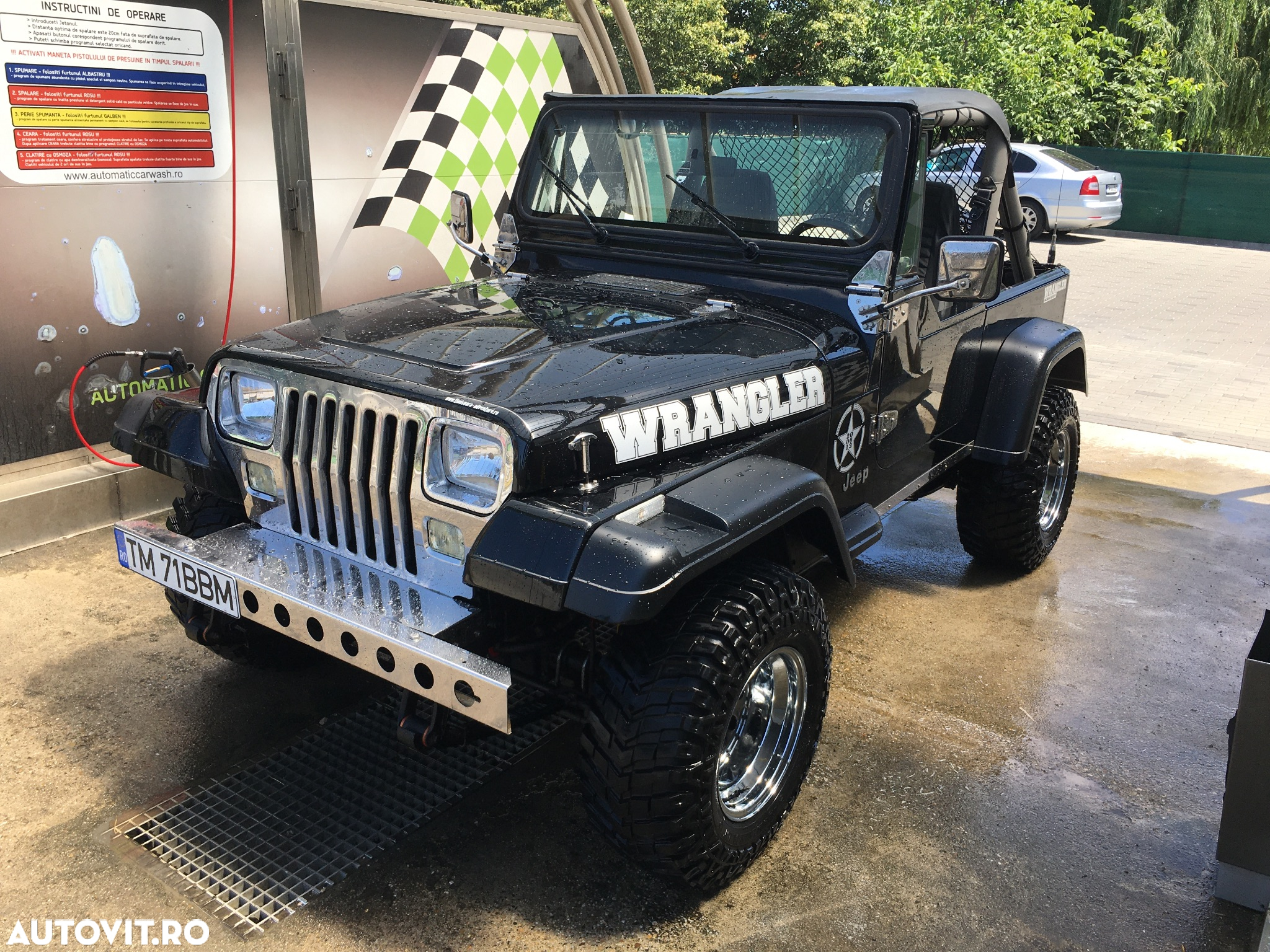 Jeep Wrangler - 5